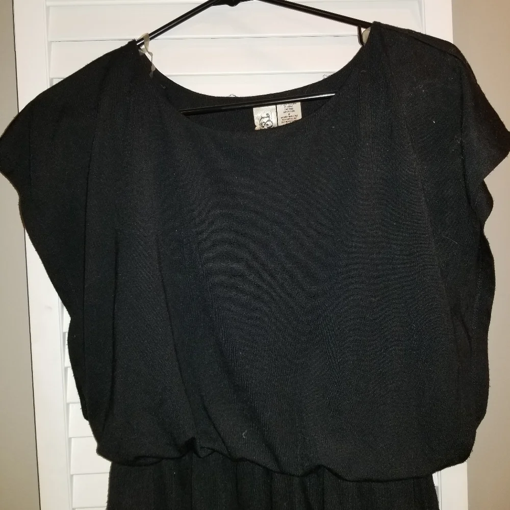 Dress - Picture 2 of 3